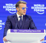 Macron's 'Top Gun'  shades charm internet